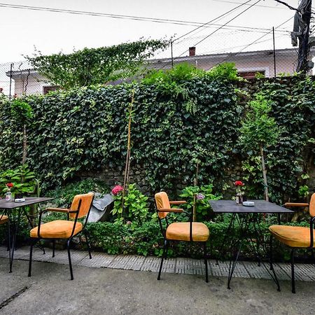 12 B&B Shkodër Eksteriør bilde