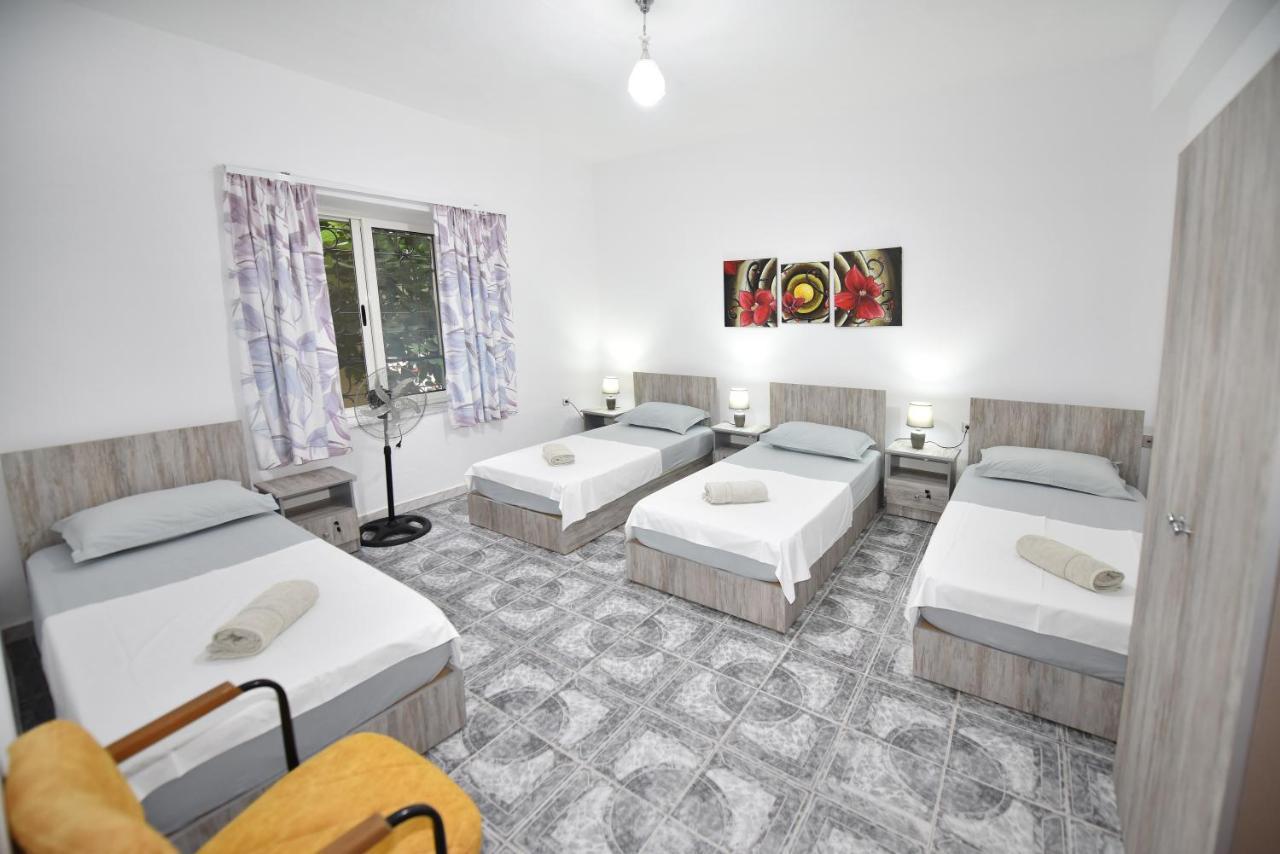 12 B&B Shkodër Eksteriør bilde